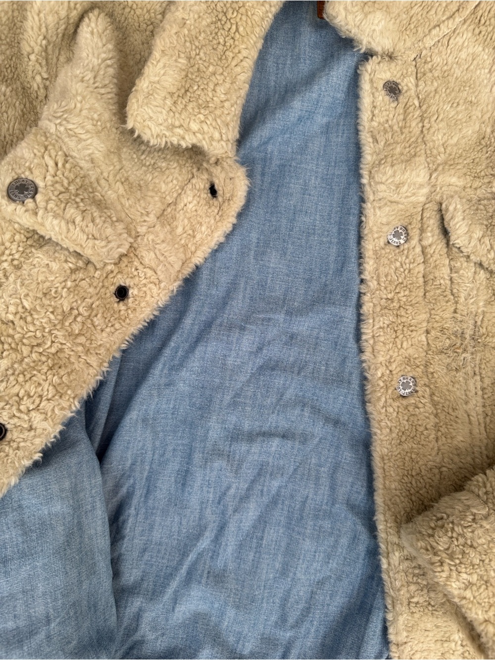 Lucky Brand Light Blue Denim Jacket with Cream Sherpa Collar - Picture 6 of 6